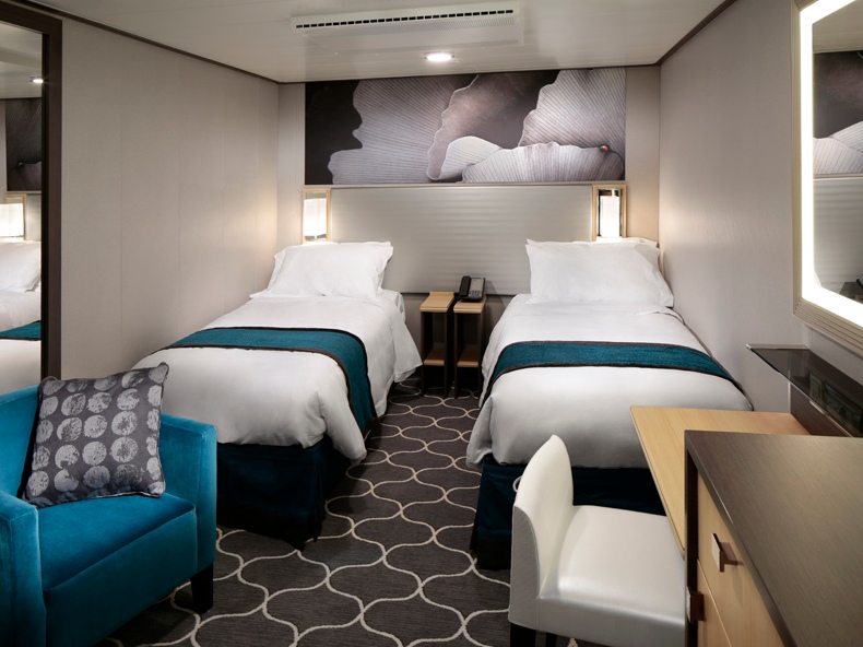 Royal Caribbean - Allure of the Seas - Connecting Interior.jpg